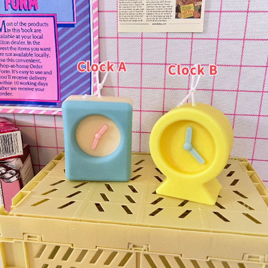 Retro Clock Candle