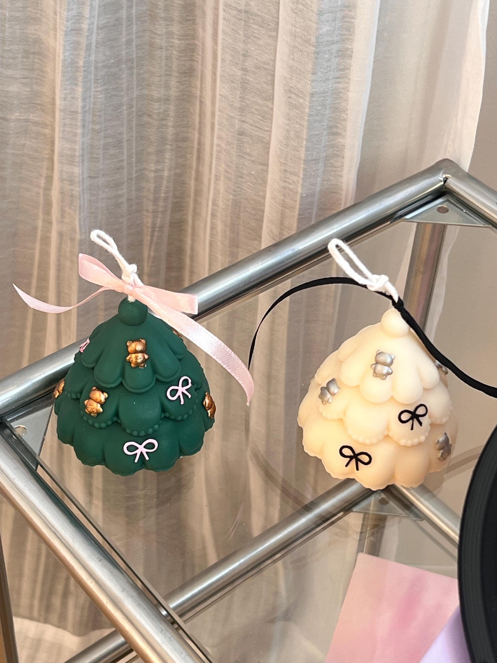 Coquette Christmas Tree Candle, Bow Candle, Coquette Decor, Christmas Candle, Holiday Candle, Christmas Decor, Christmas Gift,