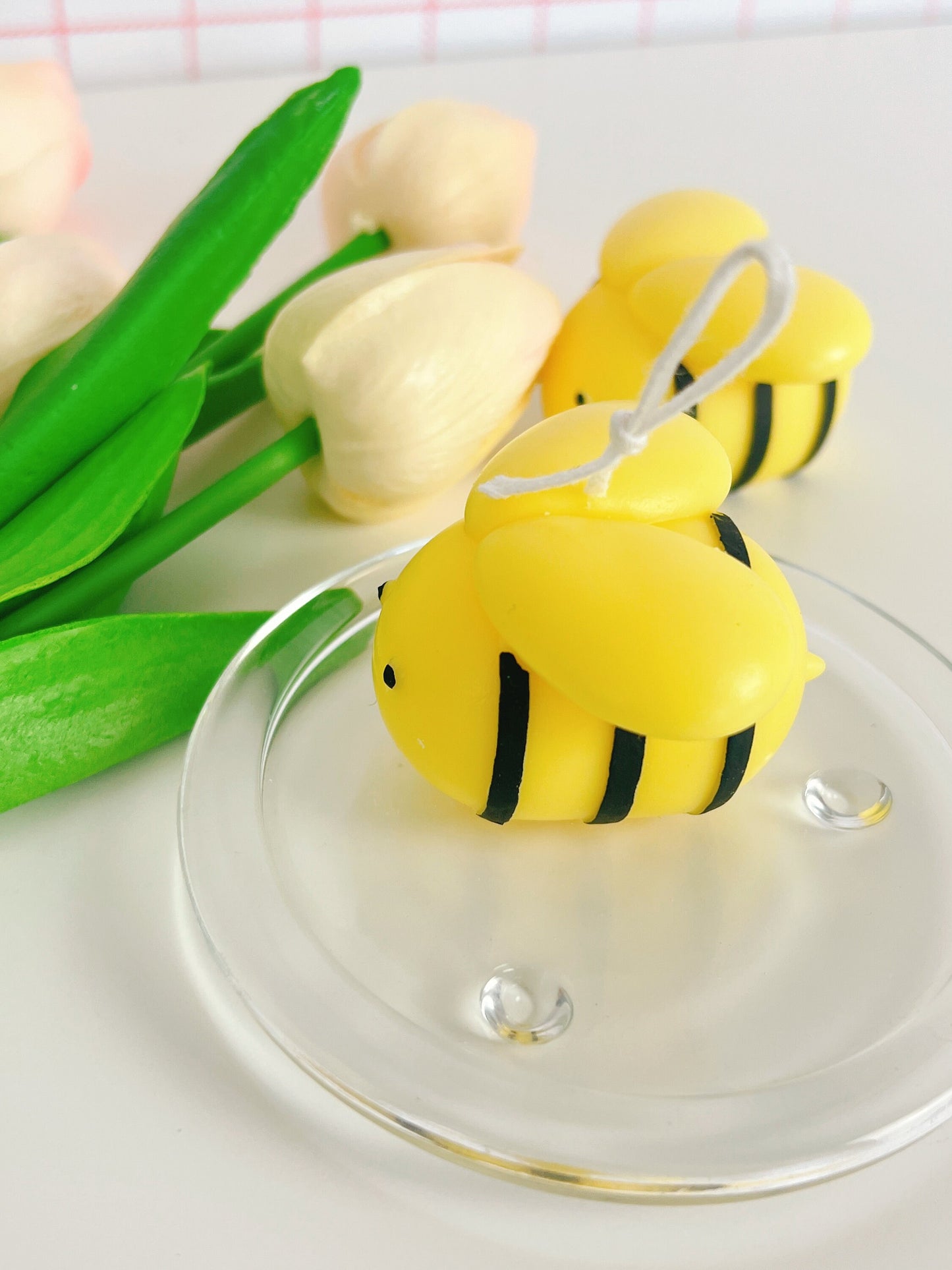 Honey bee candle, Bumble bee candle, Bee candle, Honey bee gift, Cottagecore decor, Cute room decor, Bee lover, Cottagecore aesthetic